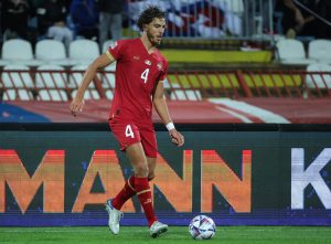 BABIĆ PONOVO U CRVENO-BELOM DRESU: Kapiten napustio Almeriju, Špancima višemilionsko obeštećenje!