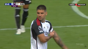 MITROVIĆ NAKON MEČA SA EVERTONOM ZAVRŠIO NA ŠTAKAMA: Da li ga očekuje duža pauza!? (FOTO)