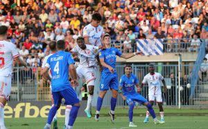 (POLUVREME) ZVEZDA VODI U LUČANIMA: Mladost pokazala zube šampionu Srbije, ali uzalud!