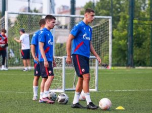 NIKOLIĆ NASTAVLJA GDE JE STAO, MILIJAŠ DEBITUJE NA KLUPI CRVENO-BELIH: Zvezda protiv Brodarca na startu takmičenja!