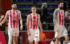 BIVŠI REPREZENTATIVAC SRBIJE BLIZU ODLASKA IZ ZVEZDE: Nije zadovoljio kriterijume! (FOTO)