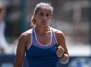 SRPSKA TENISERKA DOBILA PRETEĆE PORUKE: ‘Šta bi trebalo da kažem nakon ovoga!?’ (FOTO)