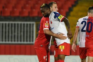 SJAJNE VESTI STIŽU SA ‘KARAĐORĐA’: Džonatan Bolingi izažao iz veštačke kome!