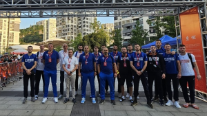 ZLATIBORCI PRVI U KINI!