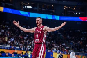 LETONCI NASTAVLJAJU SA SENZACIJOM: Porazili Italijane i obezbedili borbu za peto mesto! (VIDEO)