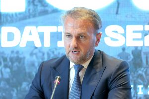 OSTOJA PORUČIO: ‘Svim članovima ‘crno-bele’ porodice čestitam 78. rođendan!’ (FOTO)