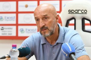 KONAČNO DOBRE VESTI: ‘Bolingi je počeo samostalno da diše!’