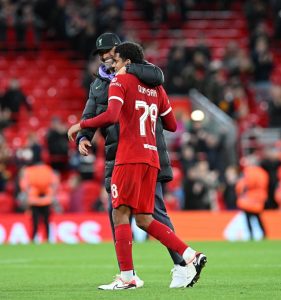 ROMA VIŠE NEGO UBEDLJIVA: Liverpulu triler na Enfildu! (VIDEO)