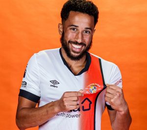 VELIKO POJAČANJA: Bivši engleski reprezentativac stiže u pomoć – Mančester Siti ga dobro pamti! (VIDEO)