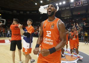 MAKABI PORAŽEN OD VALENSIJE, JOVIĆ SOLIDAN: Šengelija pružio jednu od najboljih partija u karijeri! (VIDEO)