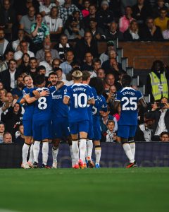 UTAKMICA ZA FUDBALSKE UDŽBENIKE: Osam golova na Stamford Bridžu, bivši igrač Sitija presudio Gvardioli!