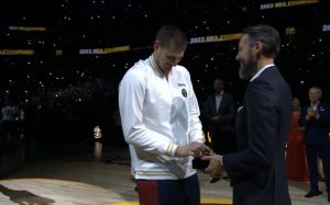 JOKIĆ DOBIO SVOJ PRSTEN: Nagetsi na najbolji mogući način proslavili titulu! (VIDEO)