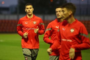 RATKOV ODUŠEVLJEN PISKIJEVIM POZIVOM: ‘Osećaj je neverovatan, želeo sam isključivo dres Srbije!’ (VIDEO)