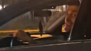 AVRAMOVIĆ NALETEO NA NAVIJAČE POSLE MEČA PA IH BACIO U TRANS: Potez koji ih je oduševio! (VIDEO)