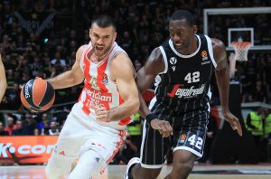 (POLUVREME) KONFUZAN POČETAK ZVEZDE UČINIO SVOJE: Šengelija razbio ‘crveno-bele!’