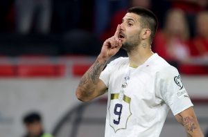 KAKO OVO NIJE UŠLO U GOL!? Nestvarno je kako Srbija nije izjednačila rezultat! (VIDEO)