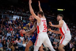 DELIJE BESNE NA SUDIJE: Da li je Barselona ponovo dobila poklon pobedu protiv Zvezde!? (FOTO) (VIDEO)