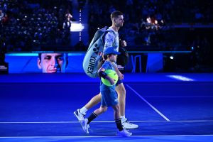 HURKAČ IMA ZASTRAŠUJUĆI SERVIS: Neverovatan podvig Poljaka!