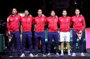 SRPSKI INAT JE NAJJAČA SILA: Ponovo se orilo ‘Veseli se srpski rode’ u Malagi! (VIDEO)