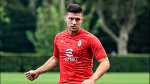 ITALIJANSKI MEDIJI PRED MEČ MILANA I FIORENTINE: ‘Jovićevo prisustvo je prednost za odbranu ‘Viole!’