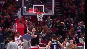 NIJE IGRAO, ALI PONOVO DOPRINEO: Marjanović ovim potezom digao publiku na noge! (VIDEO)