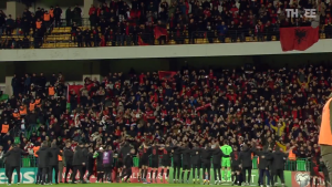 PALJENJE SRPSKE ZASTAVE, UČESTALE PROVOKACIJE A UEFA ĆUTI: Ispadi Albanaca se konstantno tolerišu!