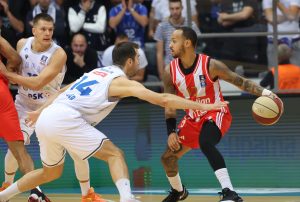 (POLUVREME) VELIKA BORBA U ZADRU: Hrvatski tim krenuo silovito, ali se Zvezda brzo konsolidovala!