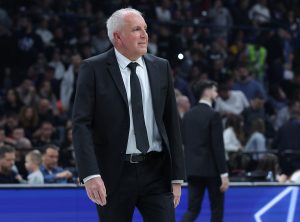 OBRADOVIĆ PRED ALBU: ‘Moramo da igramo pametnije kada se lomi utakmica!’