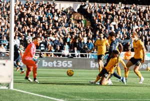 KAKAV ŠOK ZA TOTENHEM: Pevci ispustili pobedu u poslednjem minutu (VIDEO)