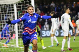 ZVEZDINA DECA NA SVOJU ZVEZDU NE DAJU: Evo kako je Bekam spasio svoj klub! (VIDEO)