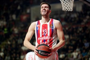 GOTOVO: Olimpijakos ozvaničio saradnju sa Filipom Petruševim! (FOTO)