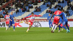 ZVEZDA VODI I DOMINIRA: Mijatović načeo mrežu borbenog Radnika! (VIDEO)