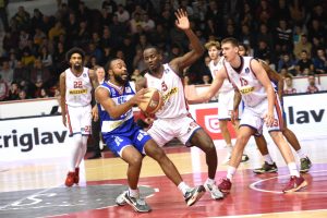 BORAC RUTINSKI ODRADIO POSAO PROTIV BARANA: Mornar sve bliži ABA 2 ligi!