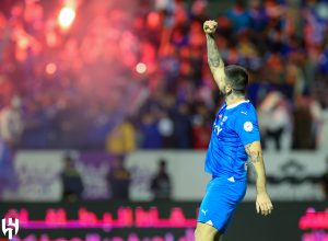 MITROVIĆ NA KORAK OD RONALDA: Najbolji strelac u istoriji Srbije precizan u desetoj uzastopnoj utakmici! (VIDEO)