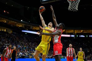 ALBA MOŽE DA IGRA OZBILJNO 20 MINUTA: Crveno-beli razbili Albatrose u nastavku!