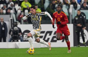 BIVŠI IGRAČ ‘STARE DAME’ UDARIO NA VLAHOVIĆA: ‘To ne bi trebalo da se dešava igraču Juventusa!’