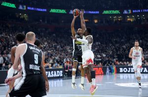 (POLUVREME) PARTIZAN GUBI U ARENI: Monako iskoristio velike greške tima Željka Obradovića!