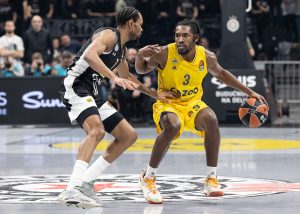 ZVANIČNO: Džejlin Smit je novi igrač Partizana!