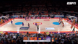 KOŠARKA BEZ VREMENA ZA NAPAD?! Ovo do sada nije viđeno! (VIDEO)