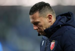 DEBAKL ĆE MU DOĆI GLAVE: Bivši trener Crvene zvezde na udaru navijača!?