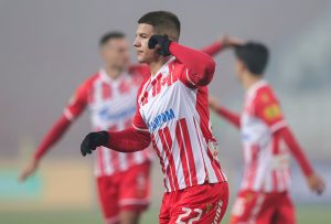 BEKAM ČUVA SVOJU ZVEZDU: Kada nikoga neće, tu su crveno-bela deca! (VIDEO)