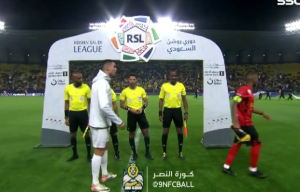 „GDE SI KRENUO, DOĐI OVAMO!“: Kapiten Al Rijada se potpuno pogubio pred Ronaldom (VIDEO)