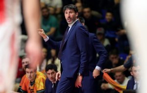 ŠOK TERAPIJA VALENSIJE: Otkaz treneru pred meč sa Partizanom!