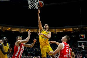 NE IDE SE OVAKO MEĐU NAJBOLJE: Zvezda poražena u utakmici koju je morala da dobije!