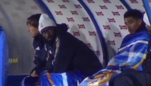 GEST ZA DIVLJENJE: Belingem video da se dečak smrzava i napravio potez o kome bruji svet (VIDEO)