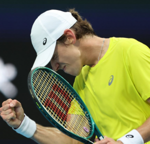 DE MINOR SVESTAN ŠTA ZNAČI POBEDA NAD ĐOKOVIĆEM: „Pobedio sam najvećeg tenisera svih vremena“