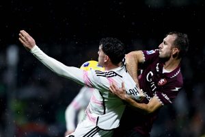 KAD JE TEŠKO TU JE VLAHOVIĆ: Srbin u nadoknadi doneo pobedu Juventusu! (VIDEO)