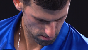 GNUSNO I ODVRATNO: Novak morao da trpi skandalozne provokacije u toku ključnog poena! (VIDEO)