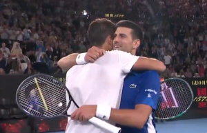 NOVAK NE KRIJE EMOCIJE POSLE POBEDE: „Blagosloven sam“ (VIDEO)