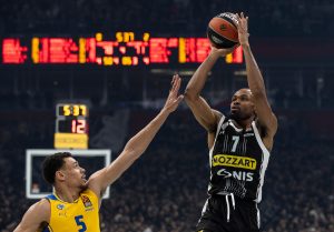 PANTER DOVODI PLEJMEJKERA? ‘Pošalji ugovor!’